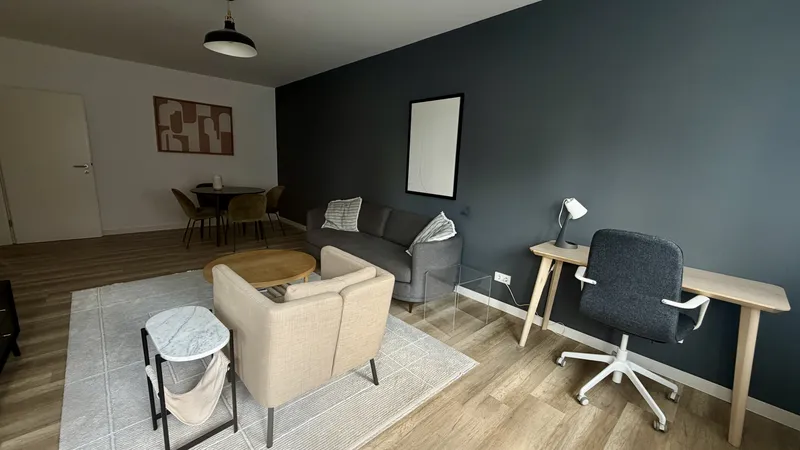 Möblierte Drei-Zimmer-Wohnung mit Südausrichtung nahe dem Lützowufer zu vermieten. — photo 1